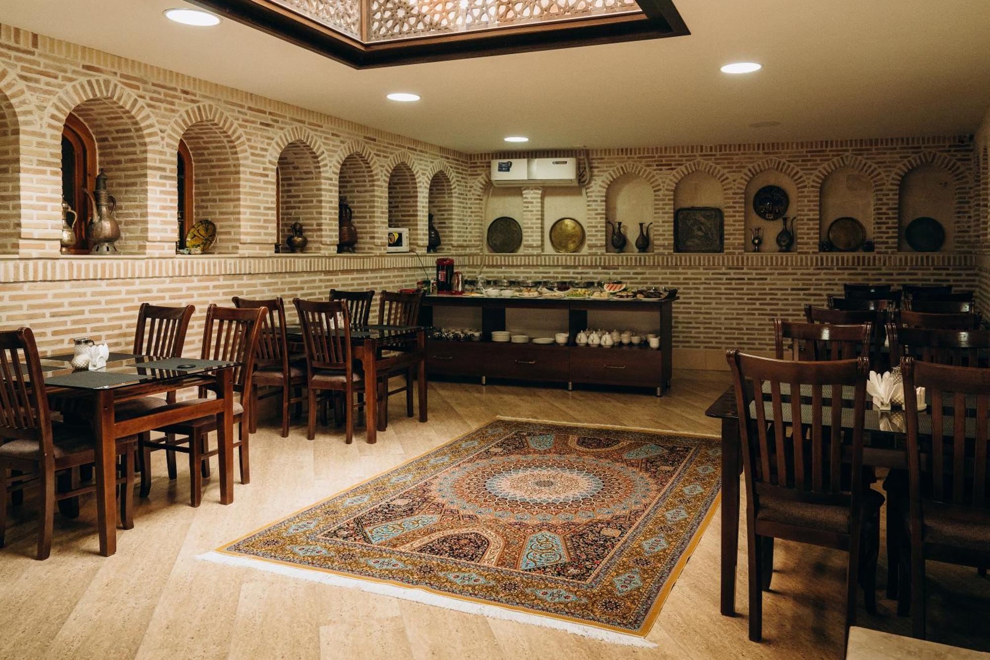 Hotel Shohrud Bukhara Bagian luar foto