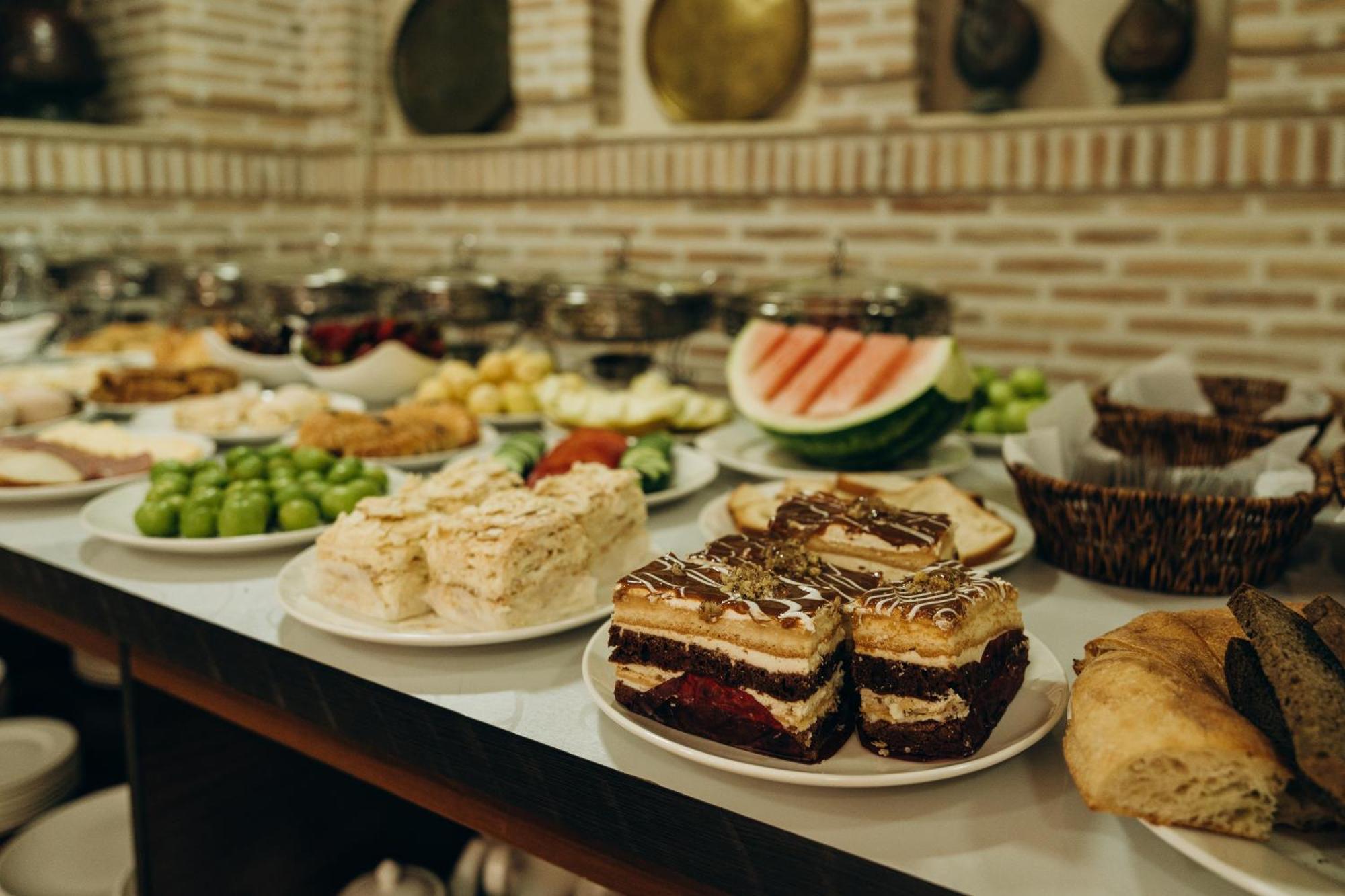 Hotel Shohrud Bukhara Bagian luar foto