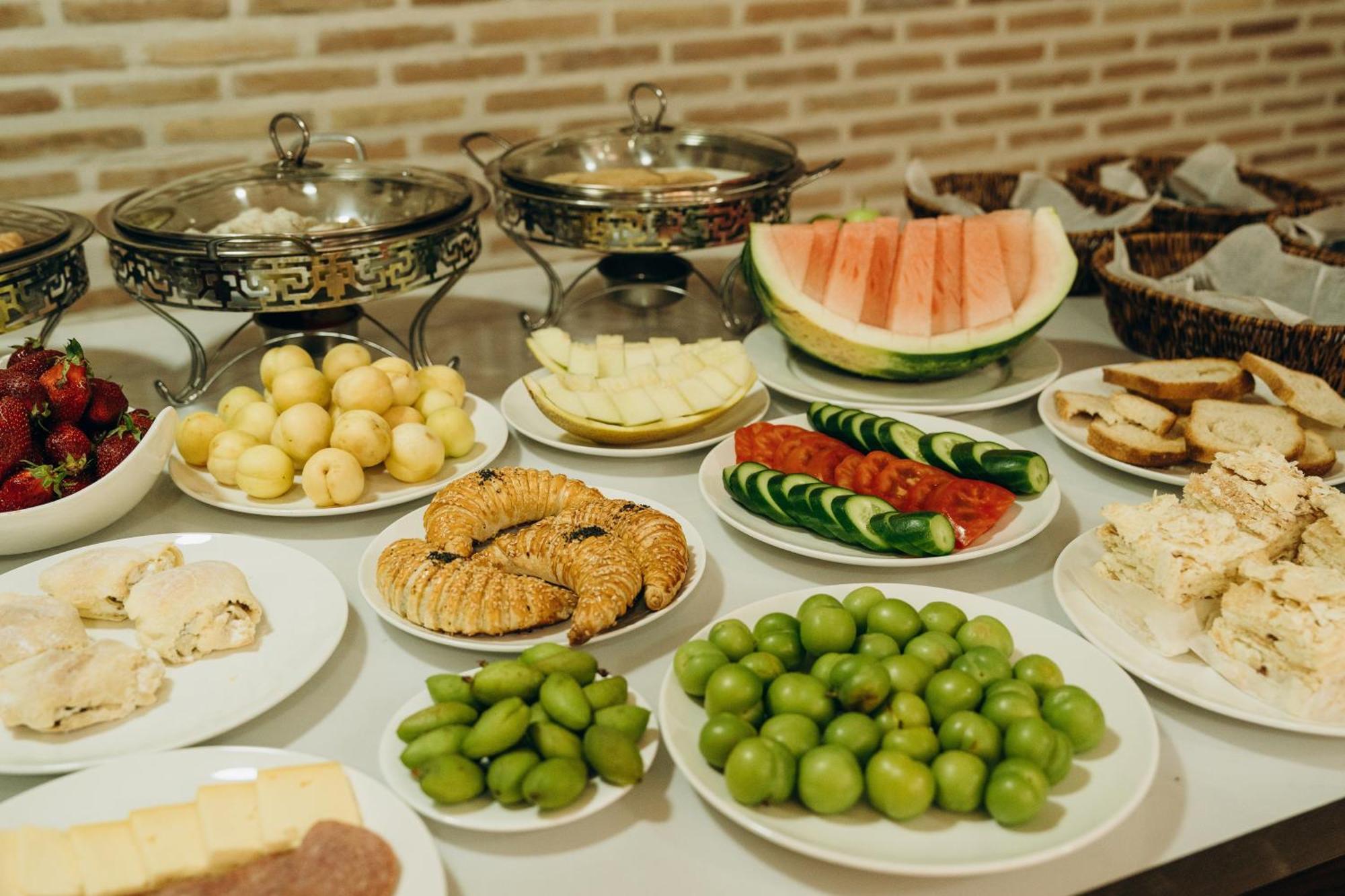 Hotel Shohrud Bukhara Bagian luar foto