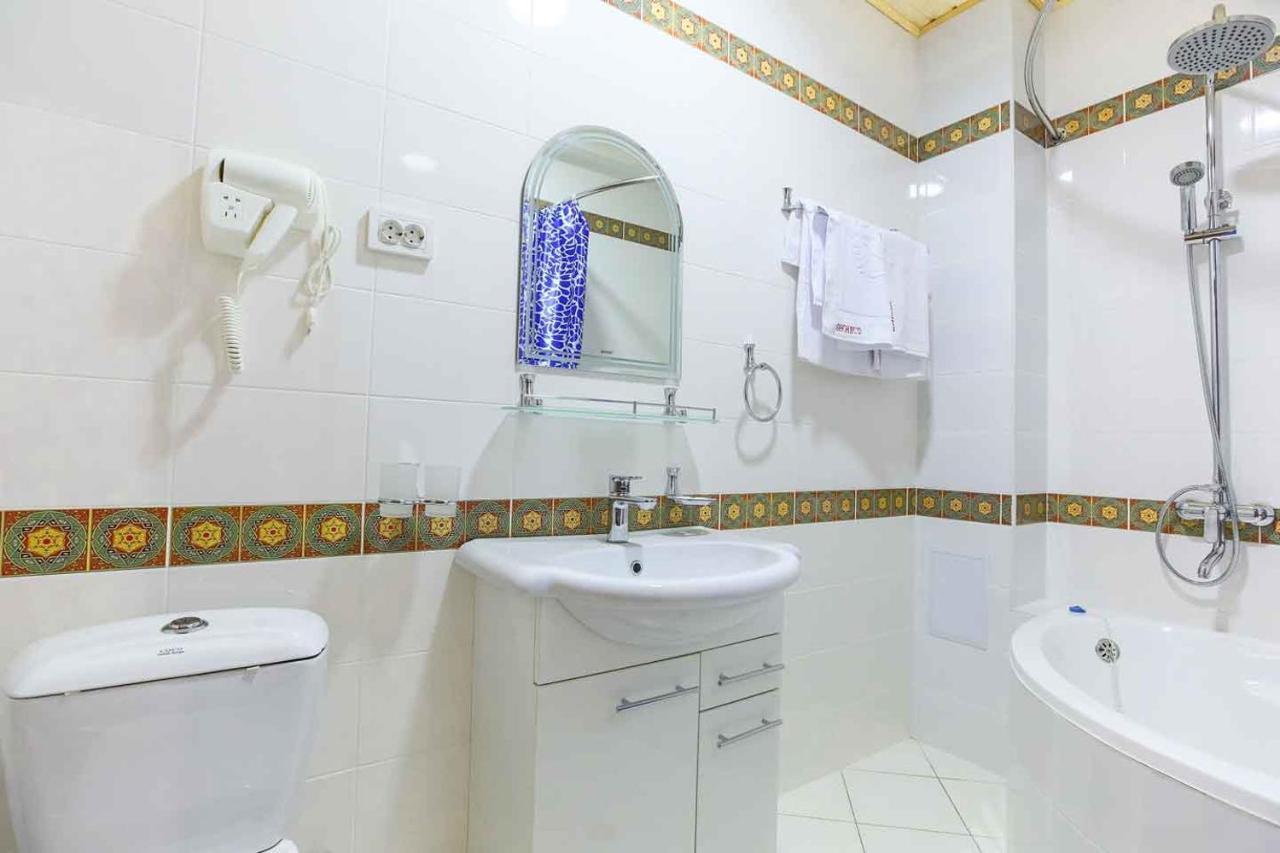 Hotel Shohrud Bukhara Bagian luar foto
